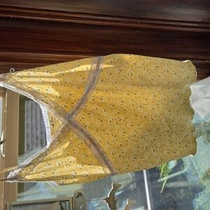 Lg Wild Love Yellow flowers tank top. Adorable!